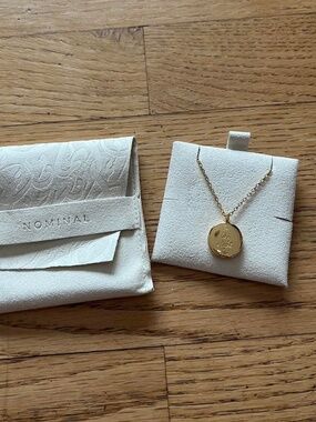 Nominal gold necklace